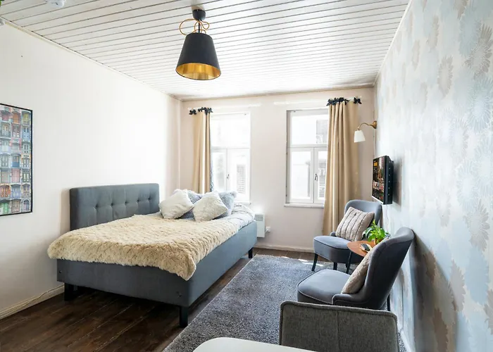 Garden Next To Telliskivi & Old Town Korter *